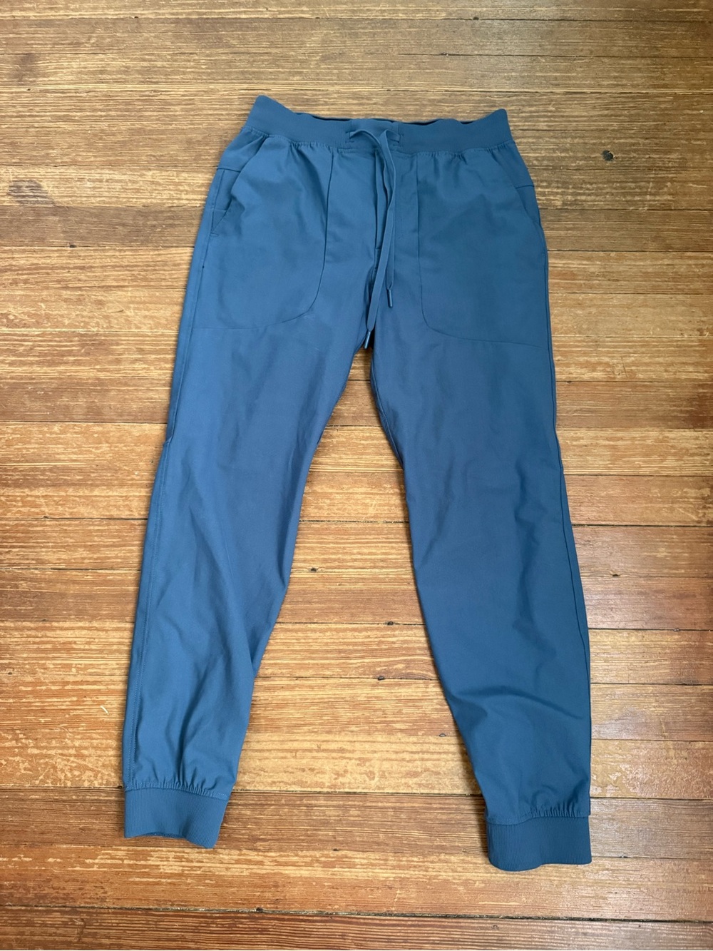 Men's Blue Drawstring Jogger Pants. Size Medium.  Inseam 28 Inches.